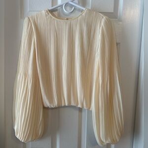 NWT Pinch Cream Pleated Long Sleeve Crop Top Balloon Sleeve Blouse S